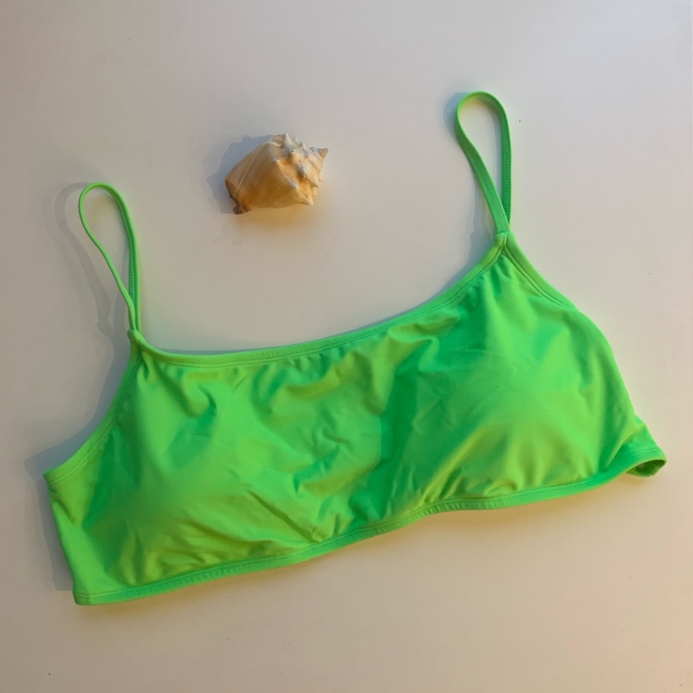 Beautiful Bikini Top👙💚☀️✨ - Picture 6 of 6